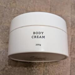 RMK ボディクリーム <LC>

レモンシトラス (香り)の画像