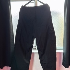 GU カーゴパンツ Lの画像
