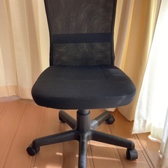 デスクチェア 軽量