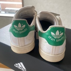 アディダススタンスミス　キッズ　レディースの画像