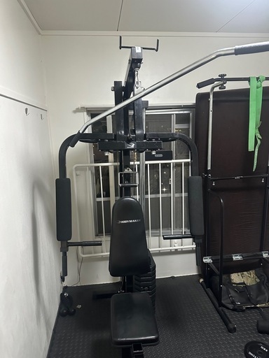 筋トレマルチマシーン