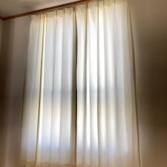 ニトリ　カーテン、レースセット