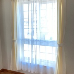ニトリ　カーテン、レースセットの画像