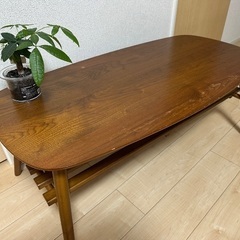 テーブル