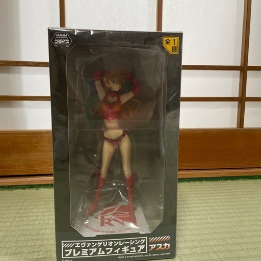 エヴァンゲリオンレーシング　プレミアムフィギュア　アスカ
