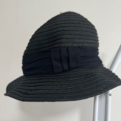 ストローハット　ブラック　リボン