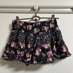 花柄スカート
