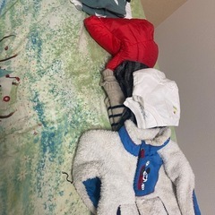 5歳頃までの男の子の服の画像