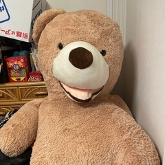 くま　特大ぬいぐるみ
