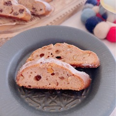 越谷市の米粉のパン教室iro iro 12月のレッスン　米粉のシュトーレンの画像