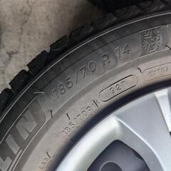 日産　ノート　スタッドレス　ミシュラン　185/70/14 2021年製の画像