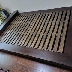 アジアン家具のa flatのセミダブルベッド