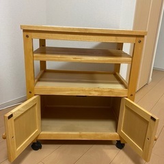 ワゴン テーブルの画像