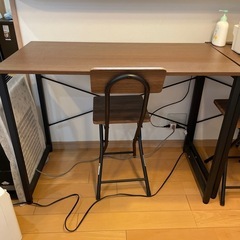取りに来てくださる方　ニトリの机椅子セット
