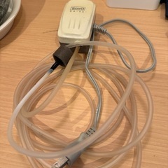 ベタやメダカの飼育に、円形の小型水槽　麦飯石、エアーポンプおまけの画像