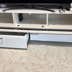 引き取り価格 大型テレビ 収納沢山　ホワイト テレビ台 テレビボード の画像