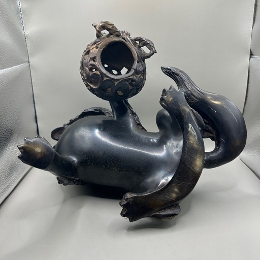 k1102613 時代 古銅玉獅子 中国美術 朝鮮 銅製 銅器 唐銅 置物 骨董品 美術品 古美術 時代品 古玩 明治時代 銅製 ブロ