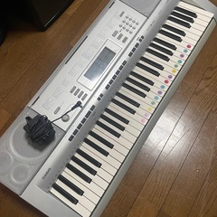 電子ピアノ