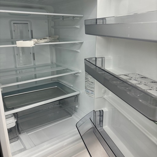 トレファク摂津店】TOSHIBA3ドア冷蔵庫入荷致しました！