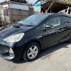 車検２年付き トヨタアクアLの画像
