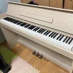電子ピアノの画像