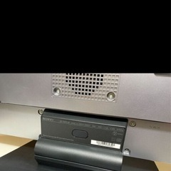 ソニーゲーミングモニターとヘッドホンのセットの画像