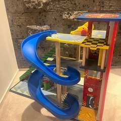 輸入　ミニカー　パーキング　子供　おもちゃ