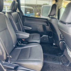 平栄27 年トヨタ エスクァイア 距離　93,000KMの画像