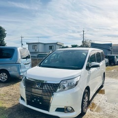 平栄27 年トヨタ エスクァイア 距離　93,000KMの画像