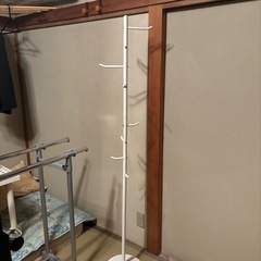 ハンガーポール