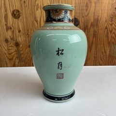 t11026010 松月 花瓶 陶器 日本画 和風 花器 デザイン 手作り 陶芸 インテリア 伝統工芸 アート作品 現状品 中古品の画像