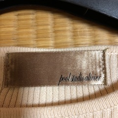 アイボリーリブニットセーターの画像