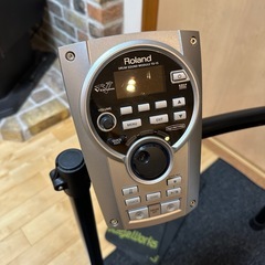 Roland ローランド 電子ドラム V-Drums TD-15KV、キューブモニタースピーカー CM-110 CUBE 2.1ch一式まとめ売り！の画像