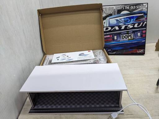 G-FANS 1/64 ファストフード マクドナルド ジオラマ　点灯 組立式 駐車場付き 組立済みガレージセット