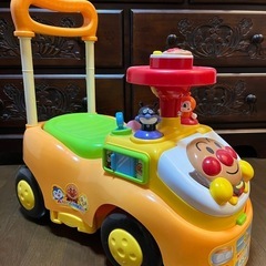 アンパンマン　よくばりビジーカーの画像