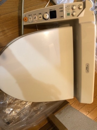 トイレウォシュレット　TOTO