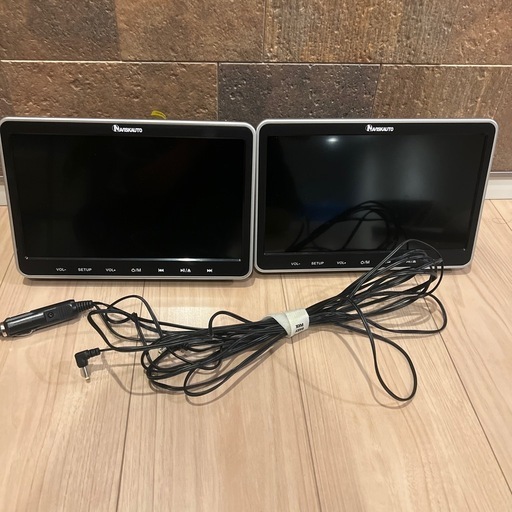 NAVISKAUTO （車　後部座席モニター）