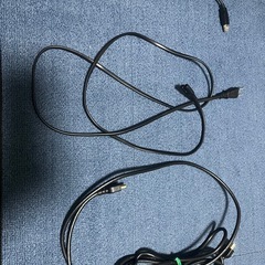 PS4本体(1TB)&ケーブル&ソフト
の画像