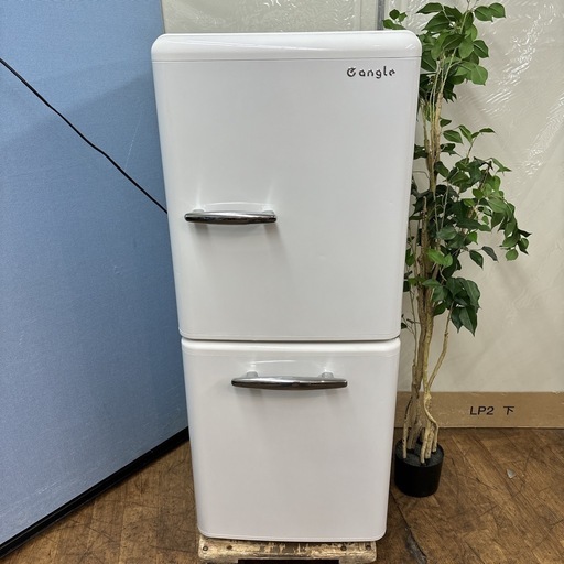 I308 ? ジモティー限定価格！ 人気のレトロデザイン♪ e angle 冷蔵庫 (149L) ⭐ 動作確認済 ⭐ クリーニング済