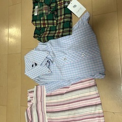 メンズのシャツ