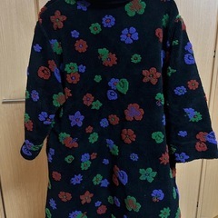 フランス土産のコートの画像