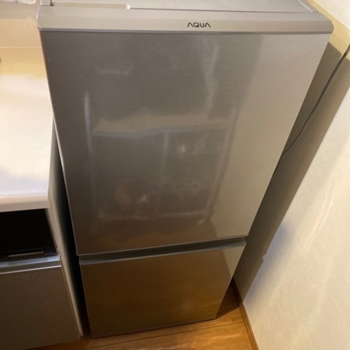 お渡し決定済み　引取りに来てくれる方限定　2019年製冷蔵庫126L AQUA AQR-13H