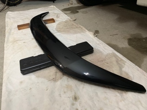 デリカD5ボンネットディフレクター