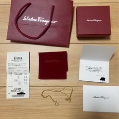 Salvatore Ferragamo ネックレス ゴールドの画像