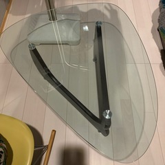 テーブル