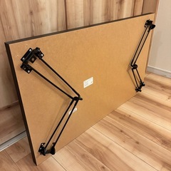 IKEAの天板を使った折りたたみローテーブルの画像