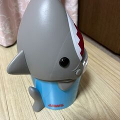 USJで買ってきたJAWSパスタスナックの空缶の画像
