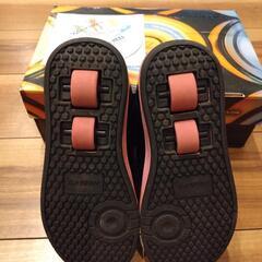 ローラーシューズ　HEELYS　ピンク　21センチ　ローラースケートの画像