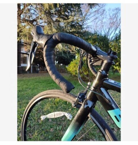 Bianchiロードバイク【レア】良品(使用3年)【世田谷区に取りに来れる方 】 Bianchiロードバイク【レア】良品(使用3年)【世田谷区に取りに