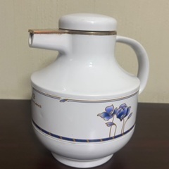 昭和レトロ　新品のホーローやかん、魔法瓶のセットの画像